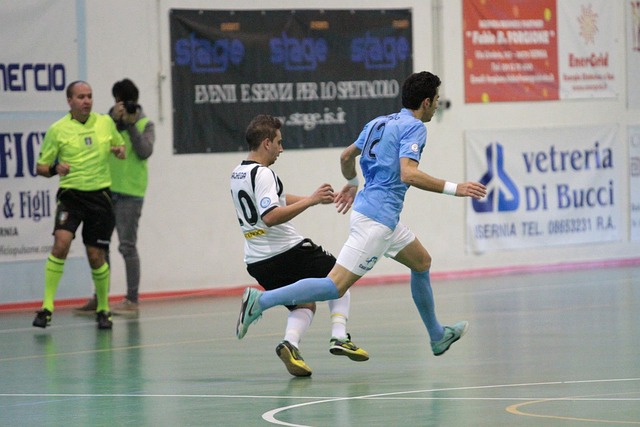 而成为情节 而成为情节